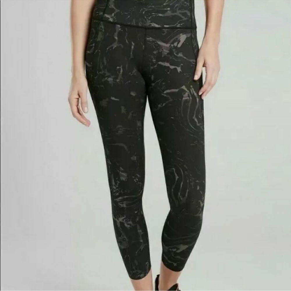 Athleta Velocity Stash Pocket Marble 7/8 Tight S